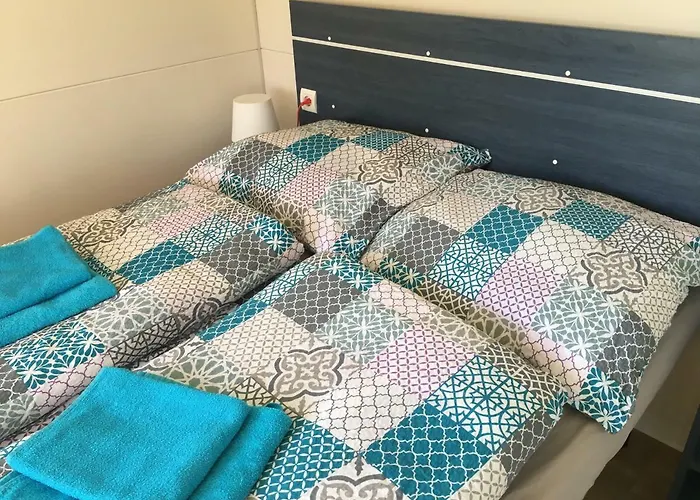 홀리데이파크 Mobile Homes Comfort Elba Zelena Laguna 포레치